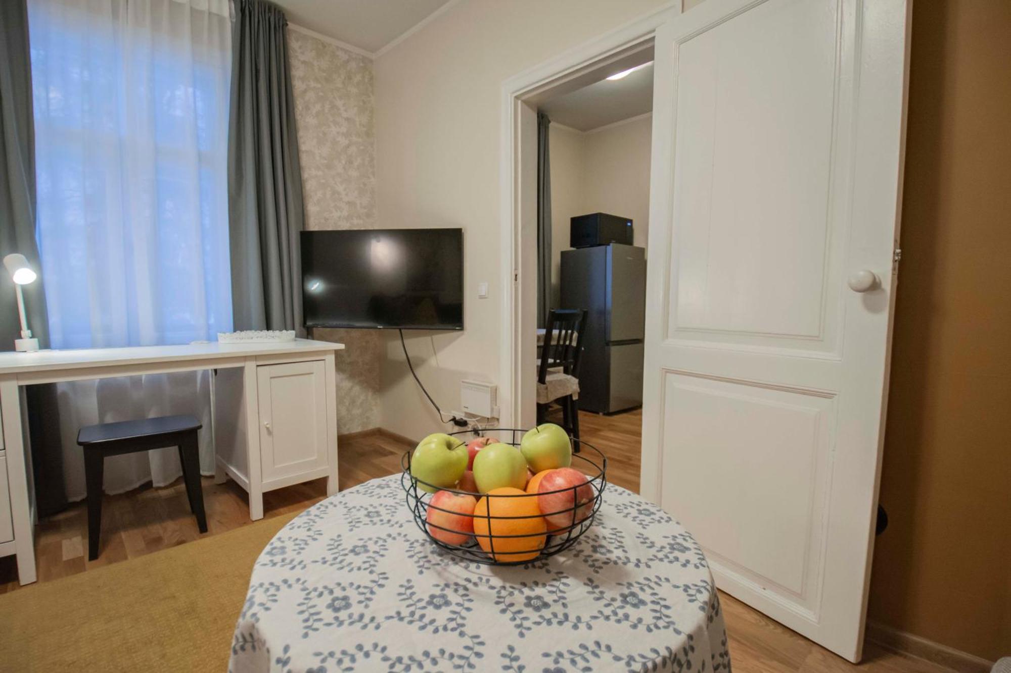 Karlovaidyll 7 - Homey Apartment With Free Parking! Tartu Extérieur photo