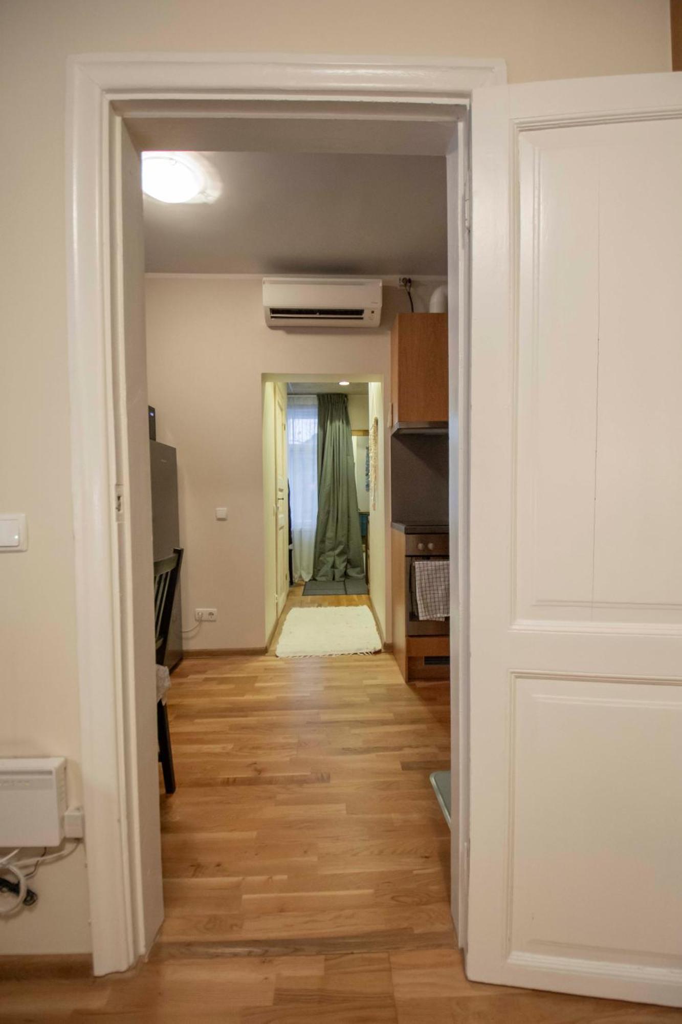 Karlovaidyll 7 - Homey Apartment With Free Parking! Tartu Extérieur photo