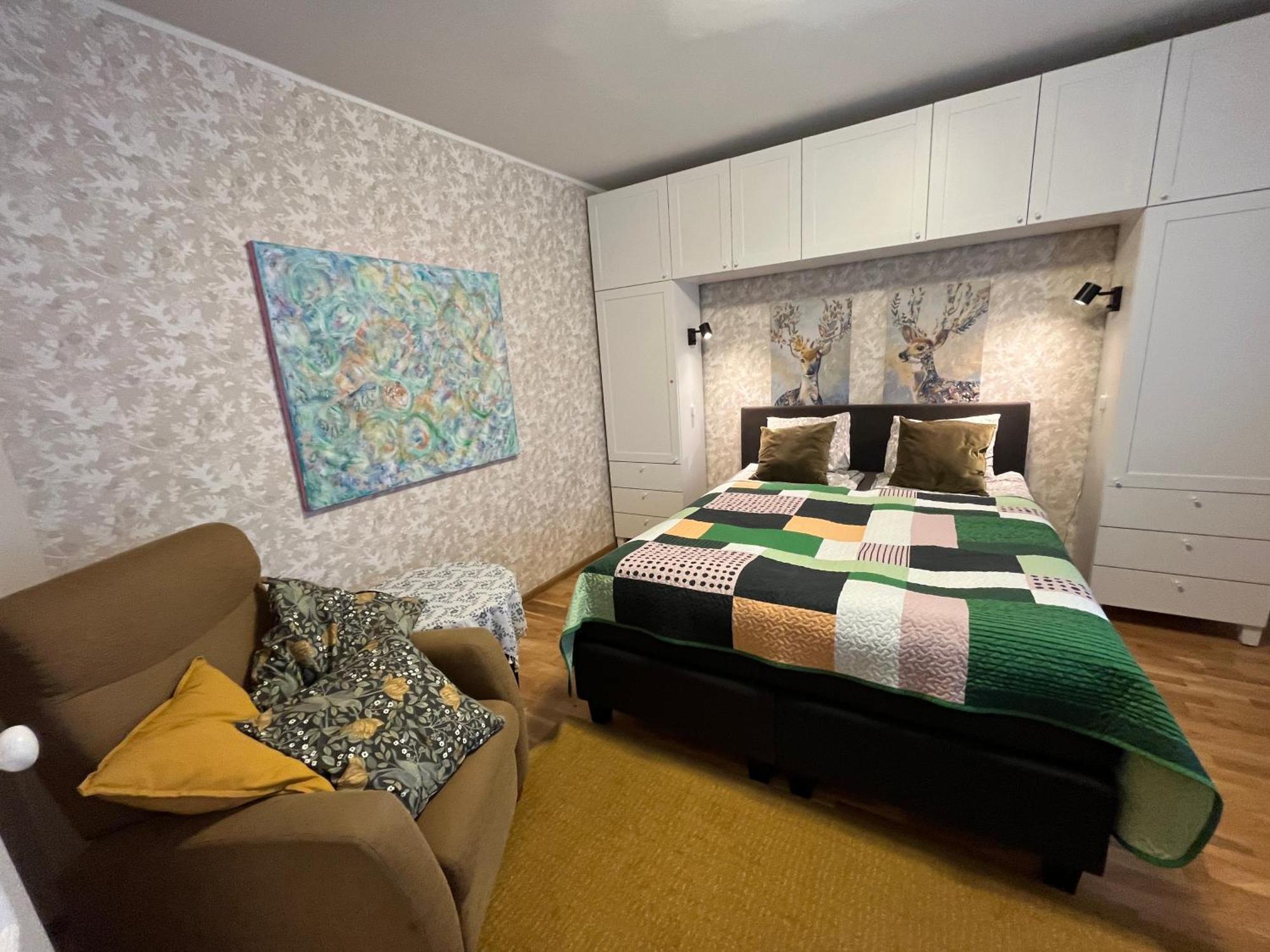 Karlovaidyll 7 - Homey Apartment With Free Parking! Tartu Extérieur photo